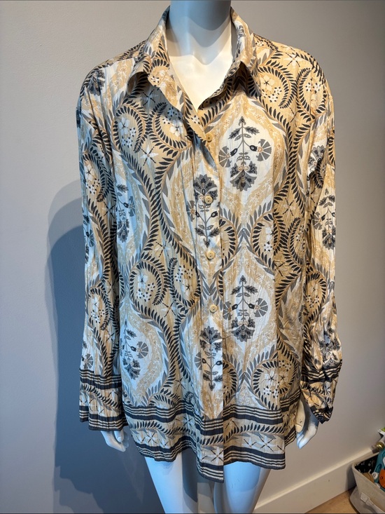 H&M Tops - H&M Beige and Black Floral Button-Up Shirt